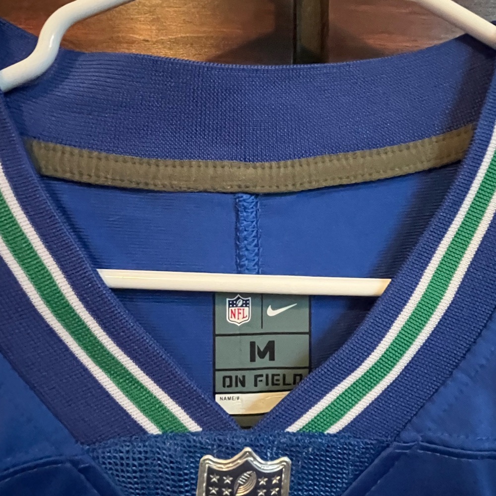 NFL Seahawks 12 Nike Jersey Men’s - Picture 5 of 5